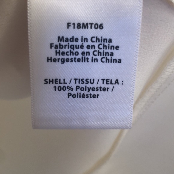 Rachel Zoe Blouse - Short Sleeve - Picture 4 of 5